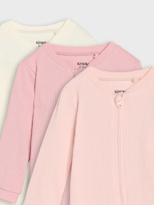 "3er-Pack Babystrampler aus gerippter Baumwolle – Rosa, Creme und Beige – Weich und atmungsaktiv für empfindliche Babyhaut"